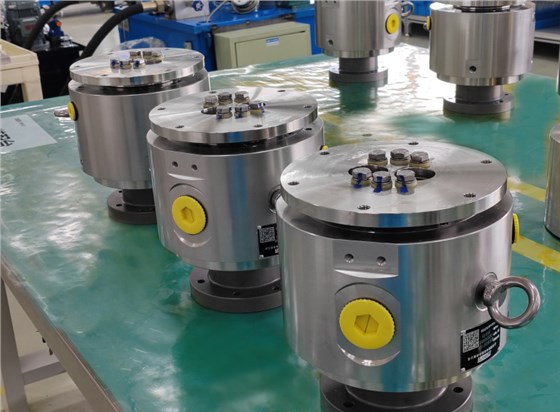 騰旋風電油滑環